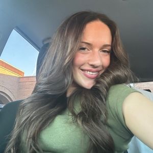 Meet your Posher, Nora